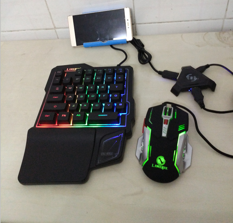 1383163137856-4.jpg